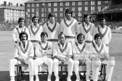 The Pakistan team line up for a team photo before start of play on day five of the 3rd Test match between England and Pakistan at The Oval, London, 27th August 1974. Pictured are (back row, from left): Aftab Baloch, Wasim Raja, Imran Khan, Sarfraz Nawaz, Zaheer Abbas, Sadiq Mohammad; (front, from left): Asif Masood, Majid Khan, captain Intikhab Alam, Mushtaq Mohammad, Wasim Bari. (Photo by Ken Kelly/Popperfoto via Getty Images/Getty Images)