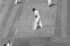 England wicketkeeper Alan Knott fails to hold on to a chance from Pakistan batsman Sadiq Mohammad off the bowling of Geoff Arnold of England during the 3rd Test match between England and Pakistan at The Oval, London, 22nd August 1974. The non-striking batsman for Pakistan is Majid Khan and the umpire is Bill Alley. The match ended in a draw. (Photo by Patrick Eagar/Popperfoto via Getty Images)